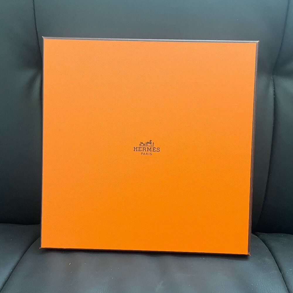 Hermes empty storage box for scarf